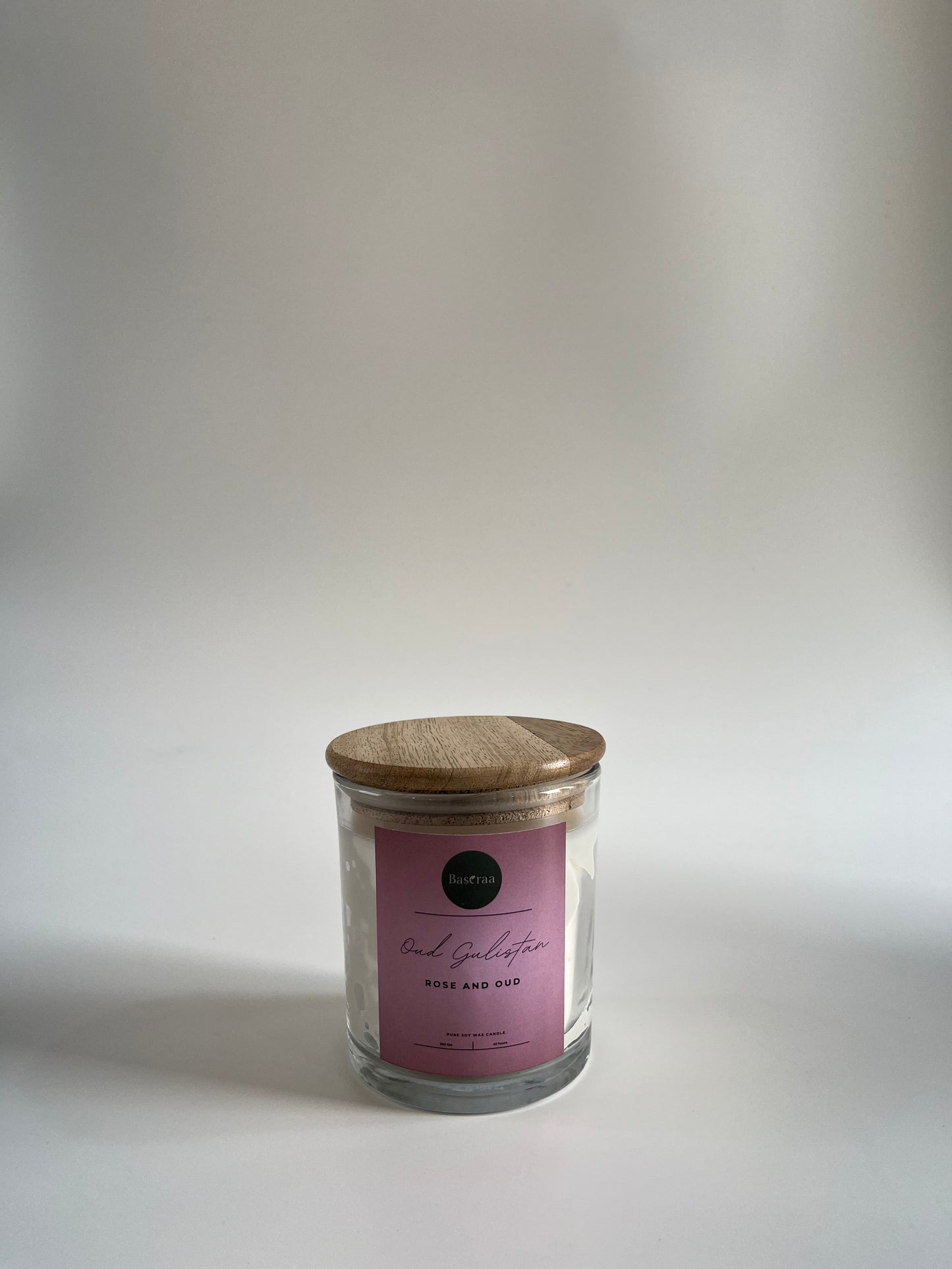 Oud Guliastan Soy wax candle