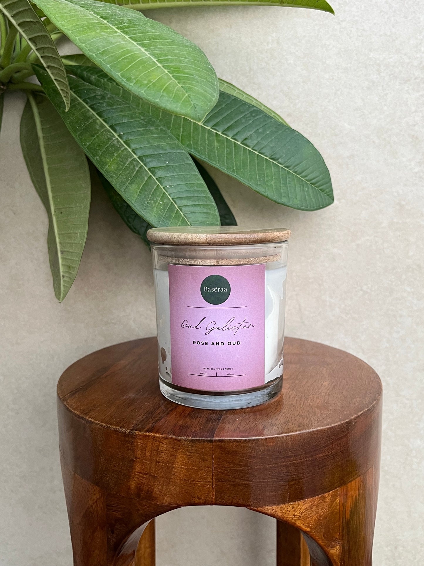 Oud Guliastan Soy wax candle