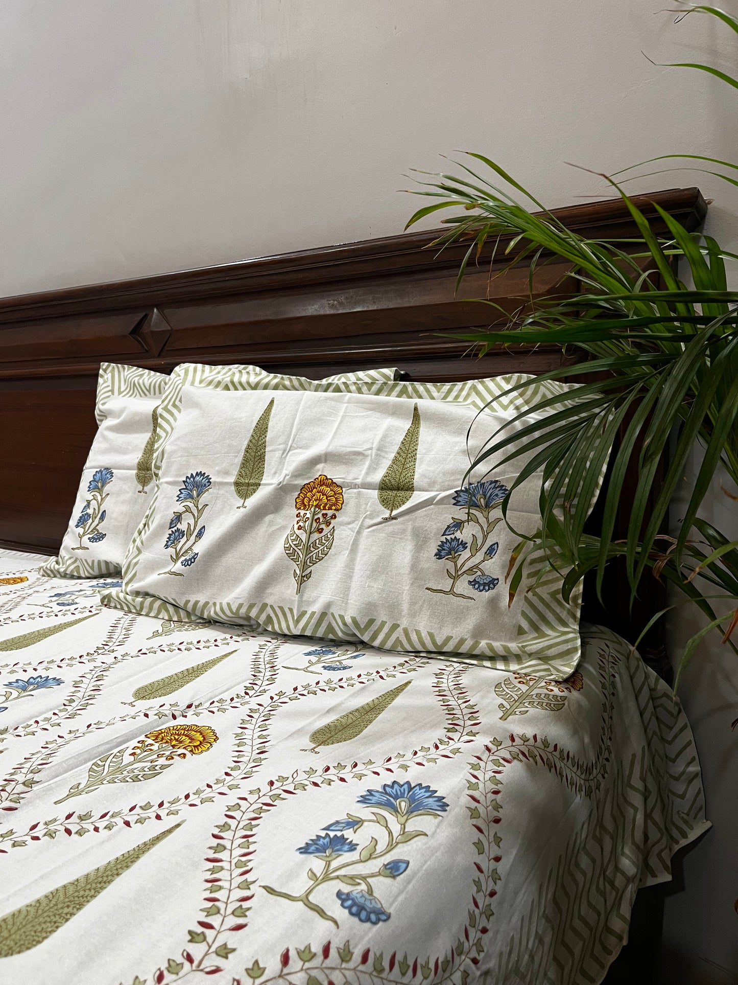 Soot & Saaj Bedsheet