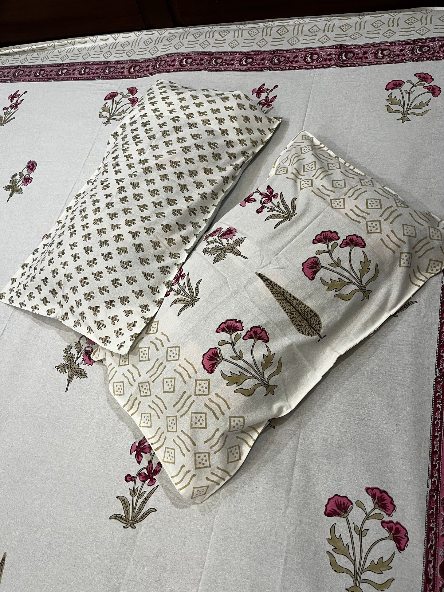 Rangbaari Bedsheet