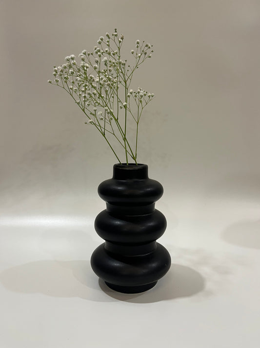 Black Tiered Elegance Vase