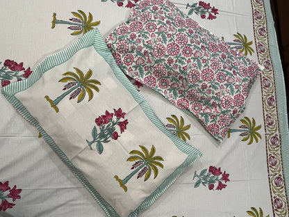 Taana Baana Bedsheet